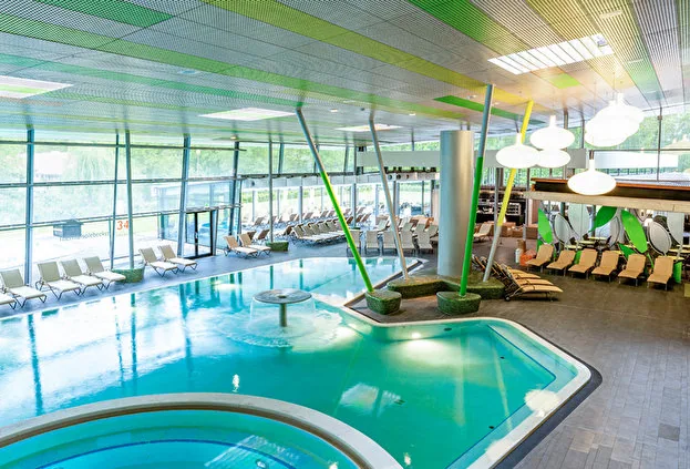 Whirlpool und Solebecken der Spreewald-Therme in Burg